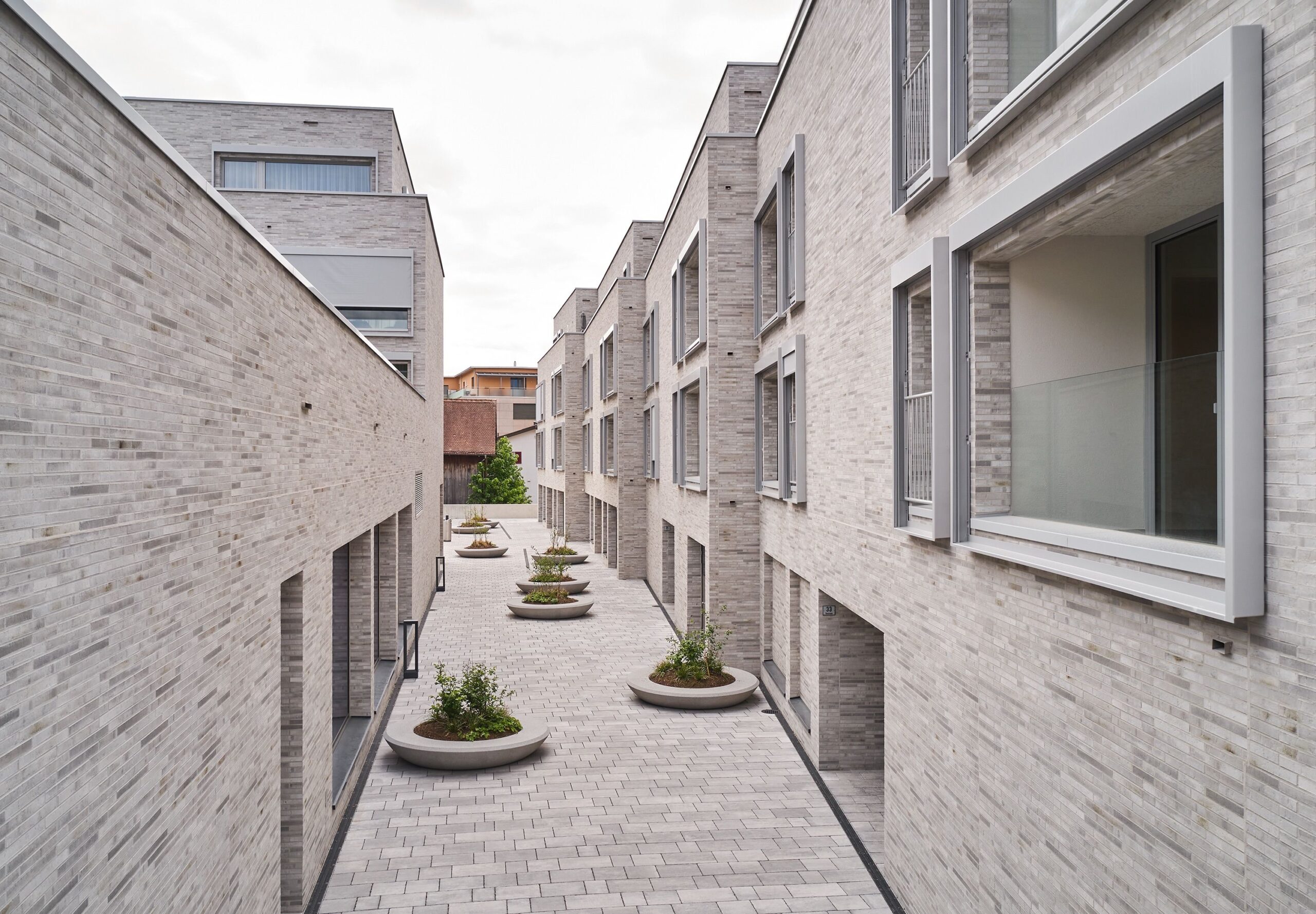 Erhart + Partner AG
